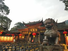 -峨眉山报国寺