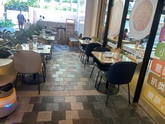 -必胜客(WOW中心城店)