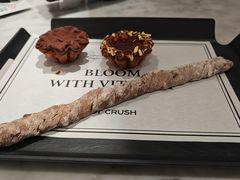 -HOT CRUSH趁热集合·现烤面包(上海环球港店)