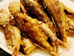 干炸小黄鱼-三姐妹饺子(东木头市店)