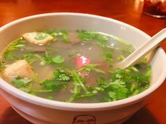 鸭血粉丝汤-佬钱湾仔(衣裳街店)