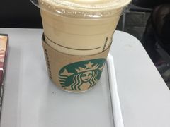 拿铁-星巴克(六合路店)