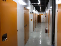 -安东易迷你仓自助寄存仓库(淞虹路店)