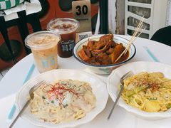 -CowCow其其·牛杂咖啡公司(六运店)