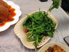 -晏老九豆花饭家常菜(上海城店)