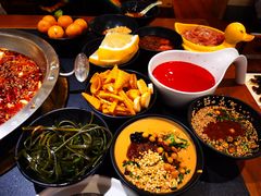 -沸炉重庆老火锅(军事博物馆店)