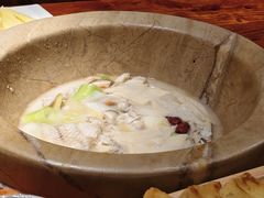 -滇香肴·云南菜蒸汽石锅鱼(云南北路店)