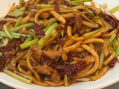 -汗腾格里·风味餐厅(新疆驻京办店)