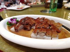 港式深井烧鹅-广州逸林假日酒店·四季桃源中餐厅(白云山风景区店)