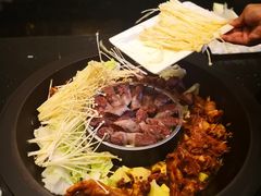 -粘豆包铁锅炖二部(温泉街店)