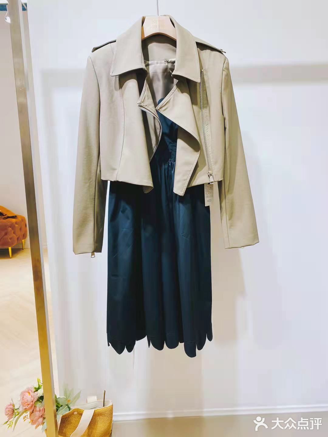 百元价位买日本万元款式 衣服都很有设计感 