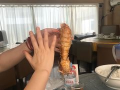 -覃记海鲜美食餐厅