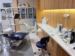 -上海仁爱医院口腔科 · 种植