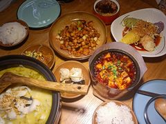 -九锅一堂酸菜鱼(学府凯德店)