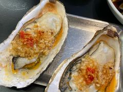 蒜蓉烤蚝王-蚝美人·生蚝海鲜烧烤(茶花园店)