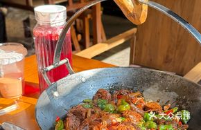 Yun Gui Spicy Pot Chicken