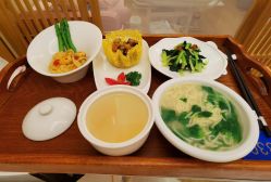 -裕月馨月子中心(滨江店)