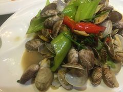 -喜乐餐厅•灯笼虾球首创者•本地小海鲜(二马路店)