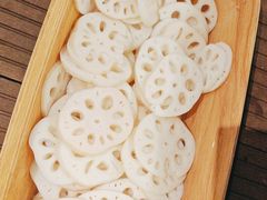 -牛YO寿喜烧·铁板烧和牛火锅自助(市府恒隆店)