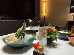 -红鼎豆捞·非遗鲍皇汤火锅(宝丰路店)
