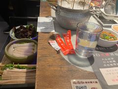 -尚尚仙·酸汤猪手·猪肚鸡火锅(华联万柳购物中心店)