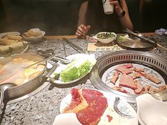 -阪尚皇·原切牛排·烤肉火锅自助(北京路店)