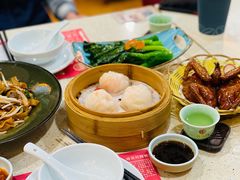 特色红烧乳鸽-德粤轩(缤谷广场店)