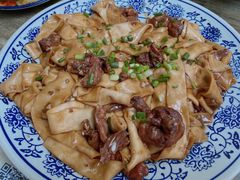 -壹阁胡羊焖饼(特色小吃街店)