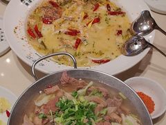 -渔语鱼酸菜鱼新川菜(来福士店)