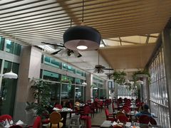 -君来湖滨饭店·玫瑰园