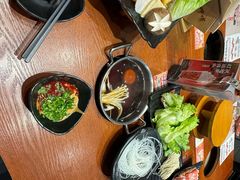 -呷哺呷哺(静安大融城店)