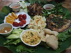 -沐毫傣泐云南菜孔雀宴•手抓饭傣味烧烤(曼听公园店)