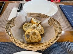 餐前面包-LA MAISON公鸡和龙(蛇口店)
