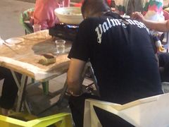 -老街烧烤大排档·地道湖北菜·龙虾馆(汉口火车站店)