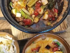 -有红鸡毛店·砂锅菜(抚琴夜市店)
