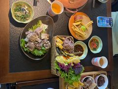 -菌自由丨野生菌火锅特色庭院餐厅(丽江古城店)