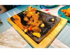 田园澳洲骰子牛肉-蜜桃花开·中西融合菜E&W(南长街店)