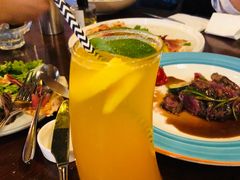 芒果很忙-斯比特花园西餐厅(东方商厦店)