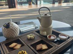 -亚龙湾喜来登·美景台大堂吧