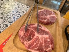 -江南猪肉商会无限续吃(弘大店)
