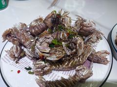 -嗨辣小聚·盘锦河蟹·海鲜烧烤龙虾(盘锦十年好店)