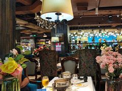 -领鲜活海鲜榴莲自助火锅(东门店)