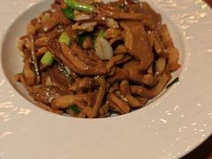 -艳阳天·非遗楚菜(武汉客厅店)