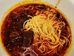 -李与白包子铺(桐梓林店)