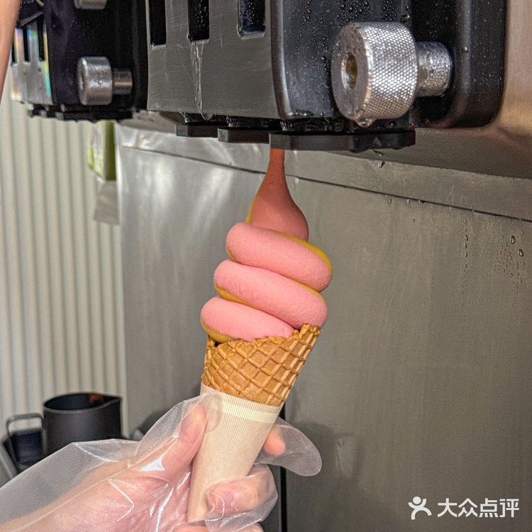 (澳门)新葡京附近的雪糕店！就在新葡京附近!