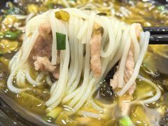 -乡村鸡杂米线(汉渝路店)