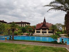 -西双版纳融创皇冠假日度假酒店