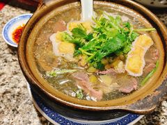 鸭血粉丝砂锅-南京大牌档(香港广场店)