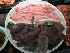 毛肚鸭肠拼-红九格老火锅(三峡广场店)