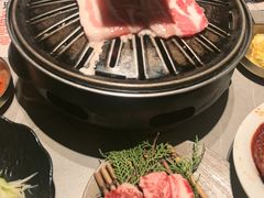 -草家酱蟹炭火烤肉店(珲春南路一店)